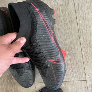 Nike mercurial soccer cleats